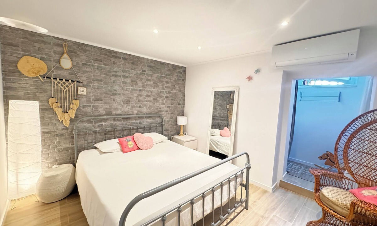 Alcantara Apartment | 1-bedroom apartment, air conditioning