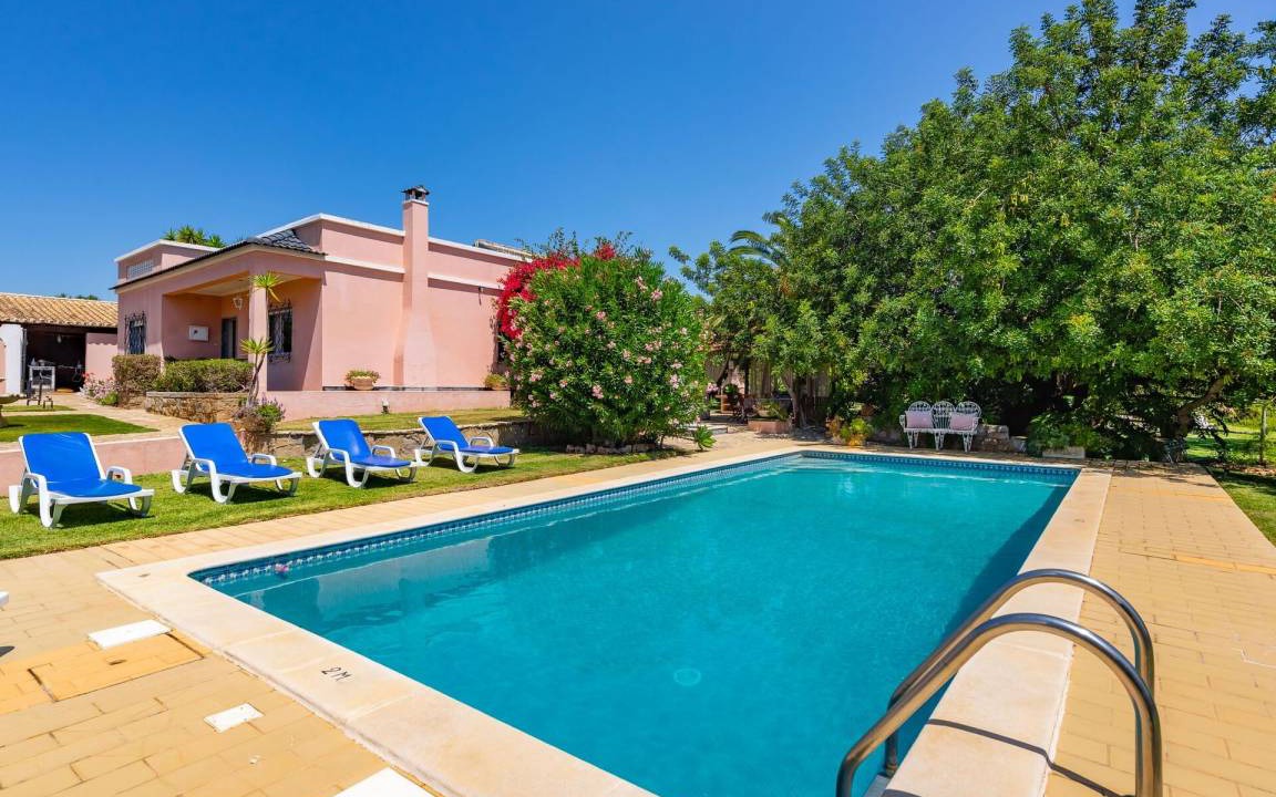 Medronhal Other | 110 m² Accommodation ∙ 3 bedrooms ∙ 6 guests