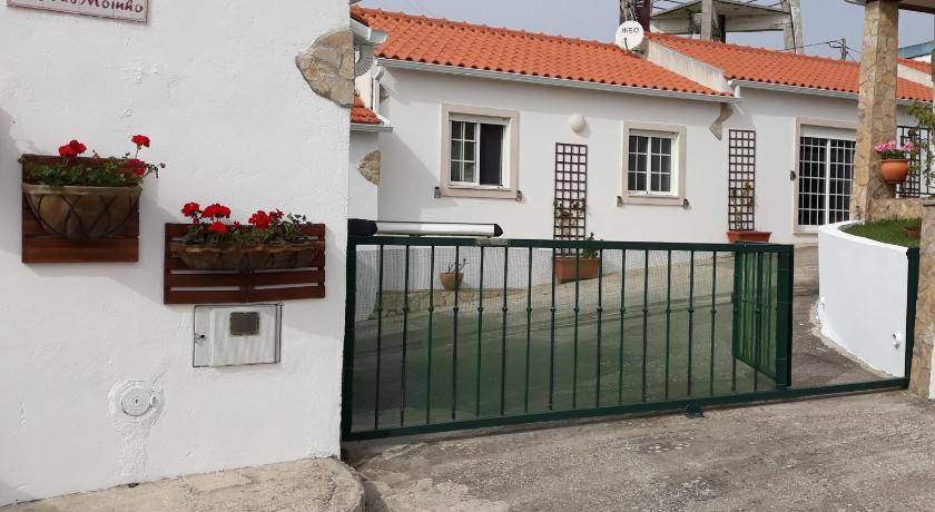 Carvalhal House | 120 m² House ∙ 2 bedrooms ∙ 4 guests