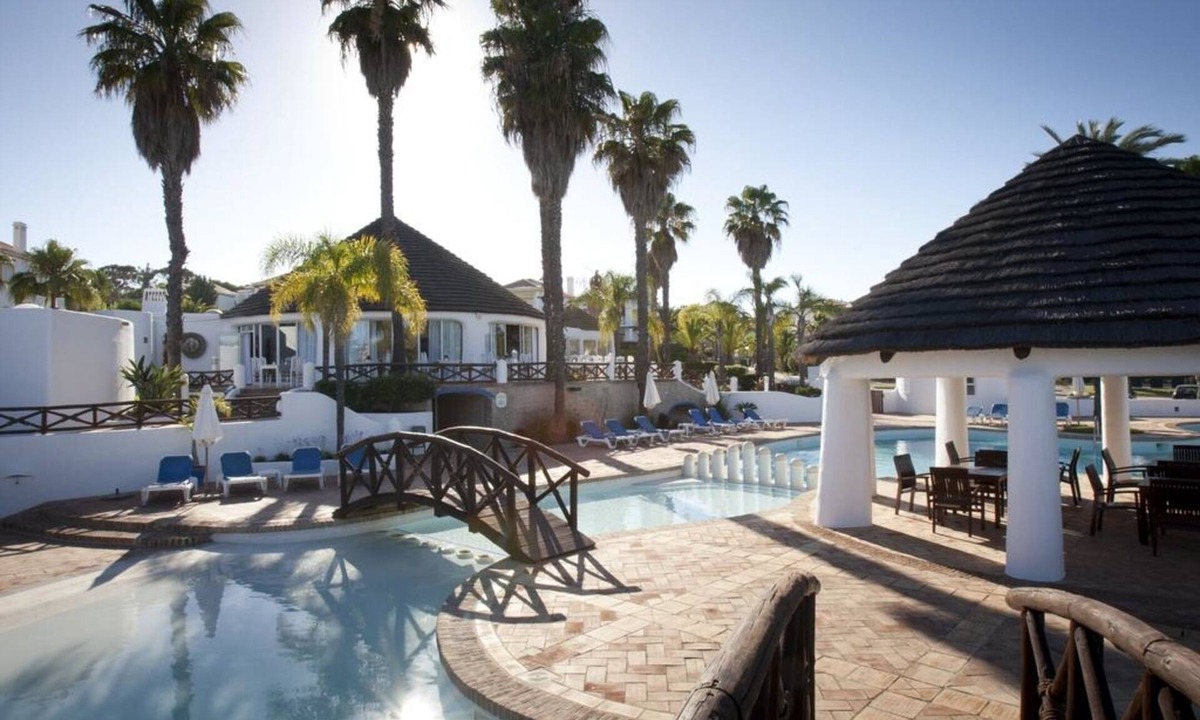 Almancil Apartment | 2 Bedroom Apartment w/Private Pool Quinta do Lago
