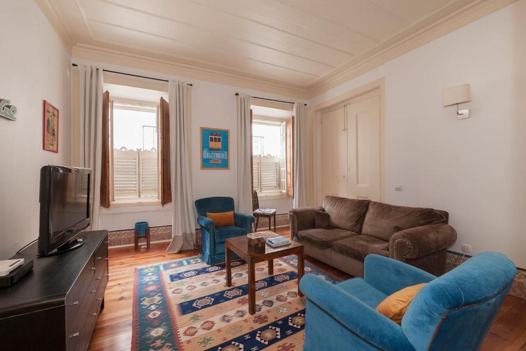 Sao Jose Apartment | 2 bedroom apartment with patio next to Avenida da Liberdade