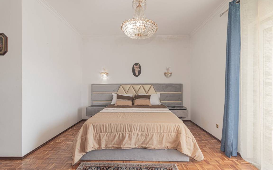 Odivelas Resort | 200 m² Private room ∙ 1 bedroom ∙ 2 guests