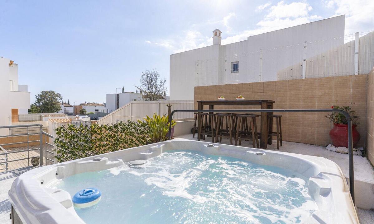 Correeira Villa | #343 Villa w/Pool & Jacuzzi | Luxury Stay