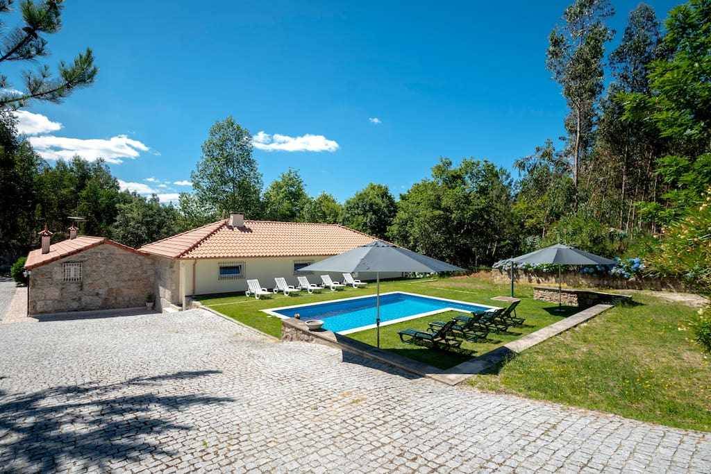 Celorico de Basto House | 380 m² House ∙ 8 bedrooms ∙ 21 guests