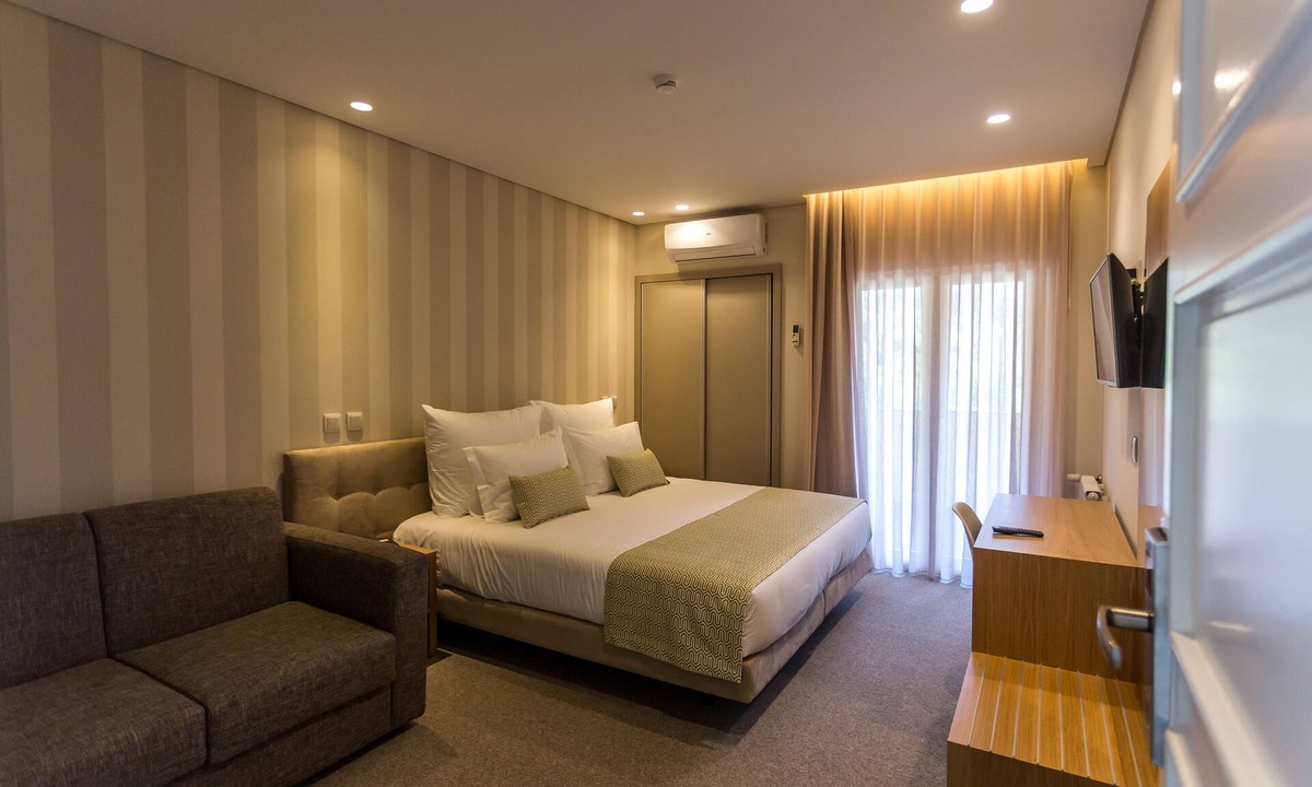 Geres Hotel | Adelaide Hotel