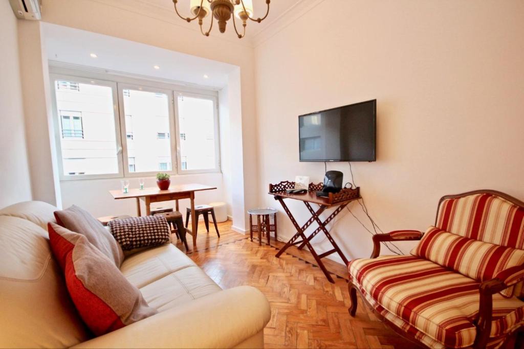 Santo Condestavel Apartment | Akicity Ourique Targa