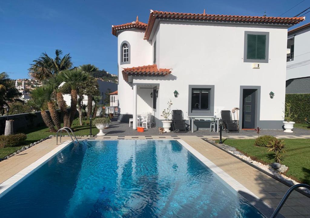Sao Roque Apartment | Alamos Gardens and Pool Apartment Free Parking
