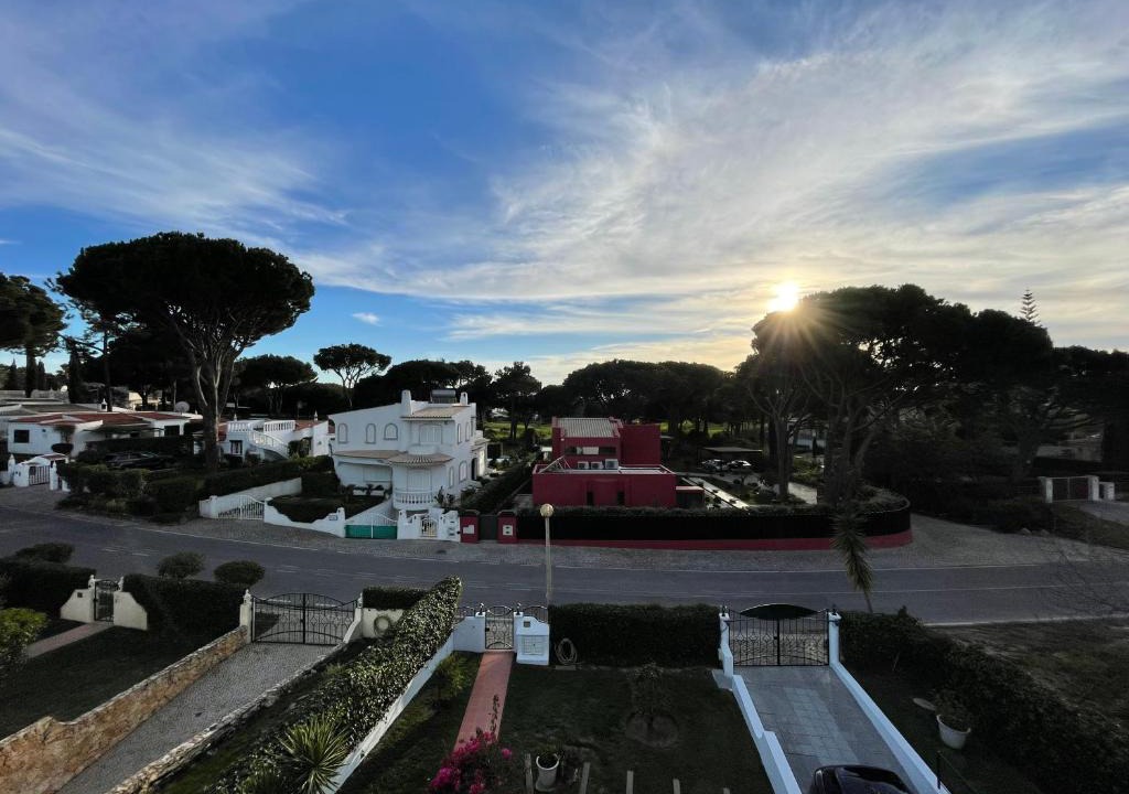 Quarteira House | Algarvila