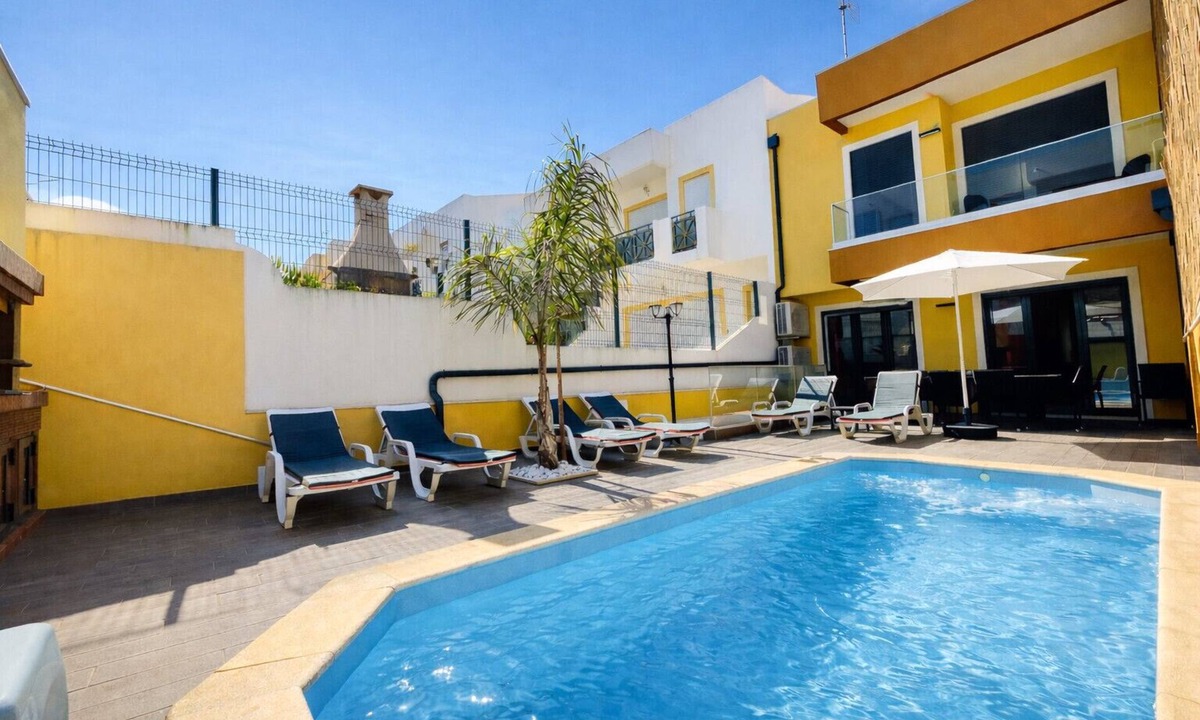 Montechoro Villa | Alice by Check-in Portugal