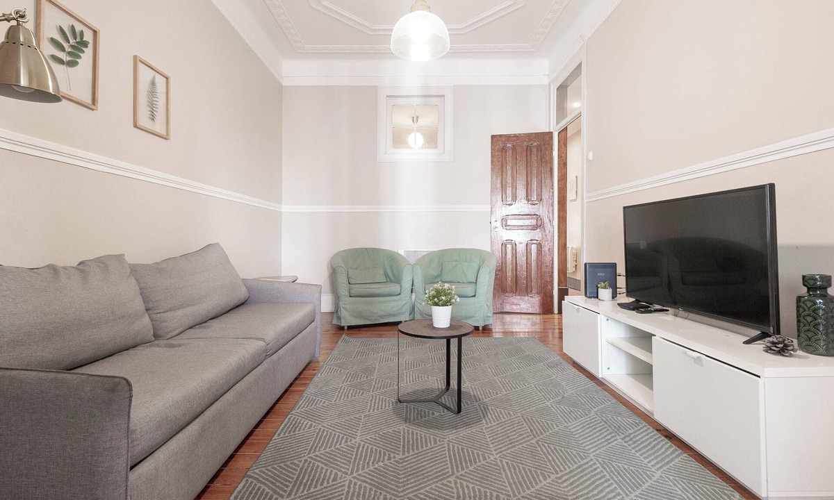 Lisbon Old Town Apartment | Alkanet Apartment, Wifi, Central Heating