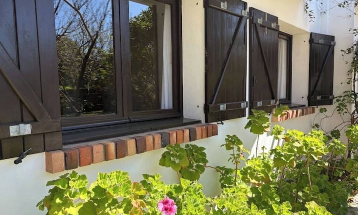 Caminha Apartment | Alma CaloRosa Garden Apartment – Peaceful Coastal Retreat with Vineyard Views
