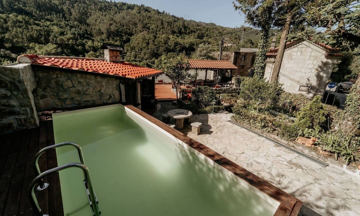 Canicada House | Alojamento T3 Gerês-Junto ao Rio