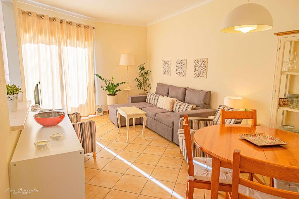 Alvor Apartment | Amoreira pool View B2C