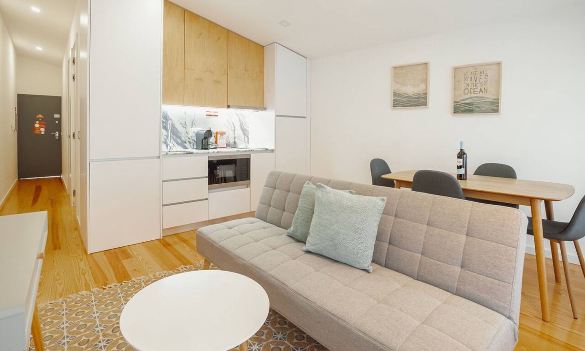 Campanha Apartment | Apartment by Interhome