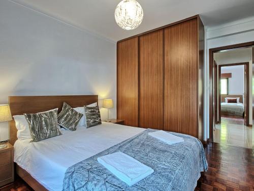 Moscavide Apartment | Apartment Cristo Rei Gardens by Interhome