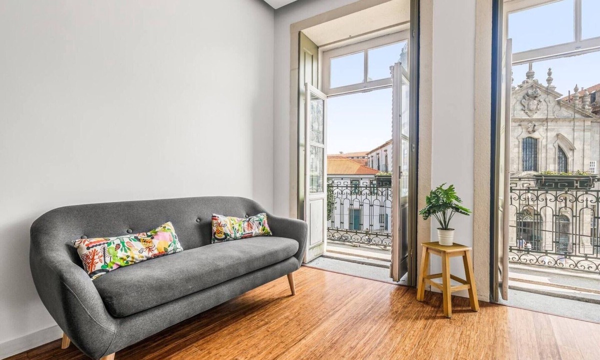 Centro / Baixa Apartment | Apartment 'Hungarian Biscuits Historic Center' with Balcony, Wi-Fi and Air Conditioning