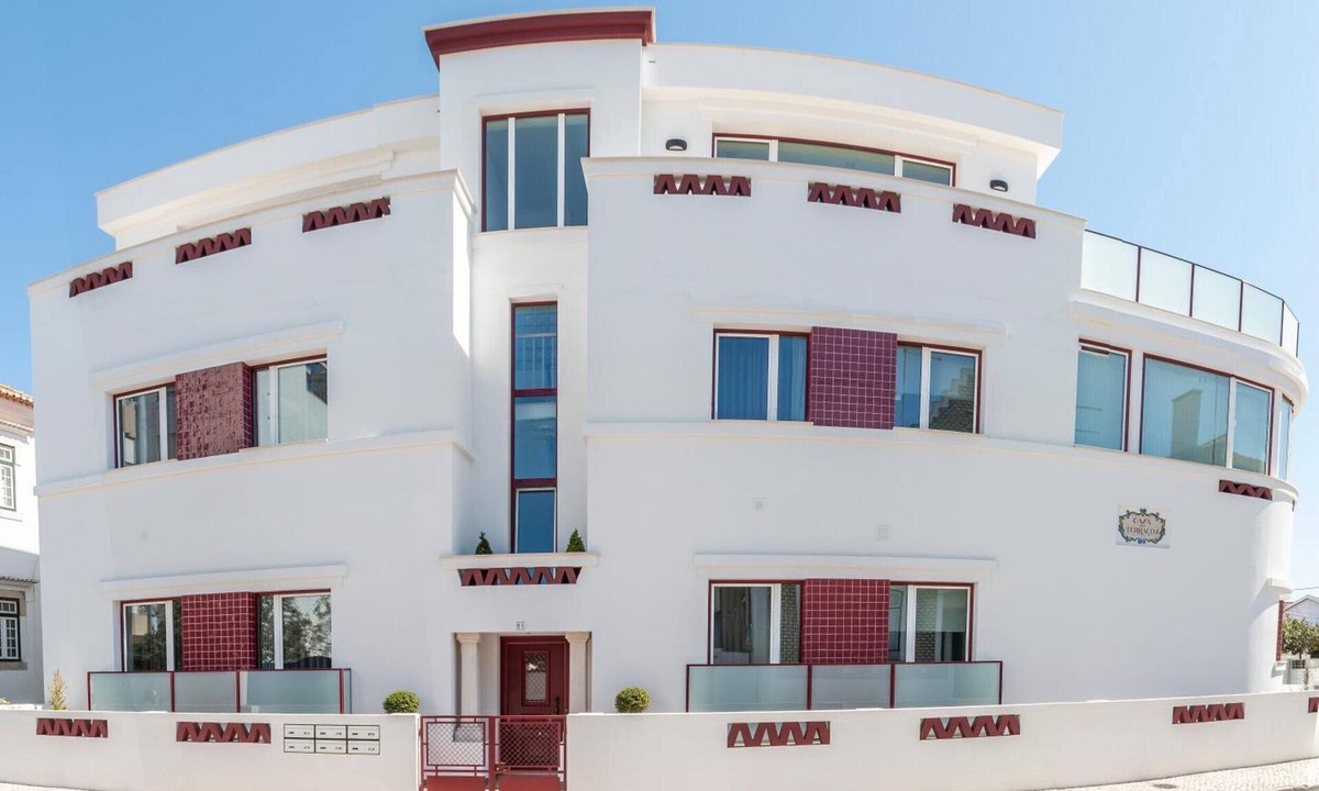 Sao Martinho do Porto Apartment | Apartment 'Casa Dos Terraços T2' with Balcony, Wi-Fi and Air Conditioning