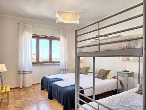 Alfama Apartment | Apartment Studio für 17 Personen und 1 Kind in Lissabon by Interhome