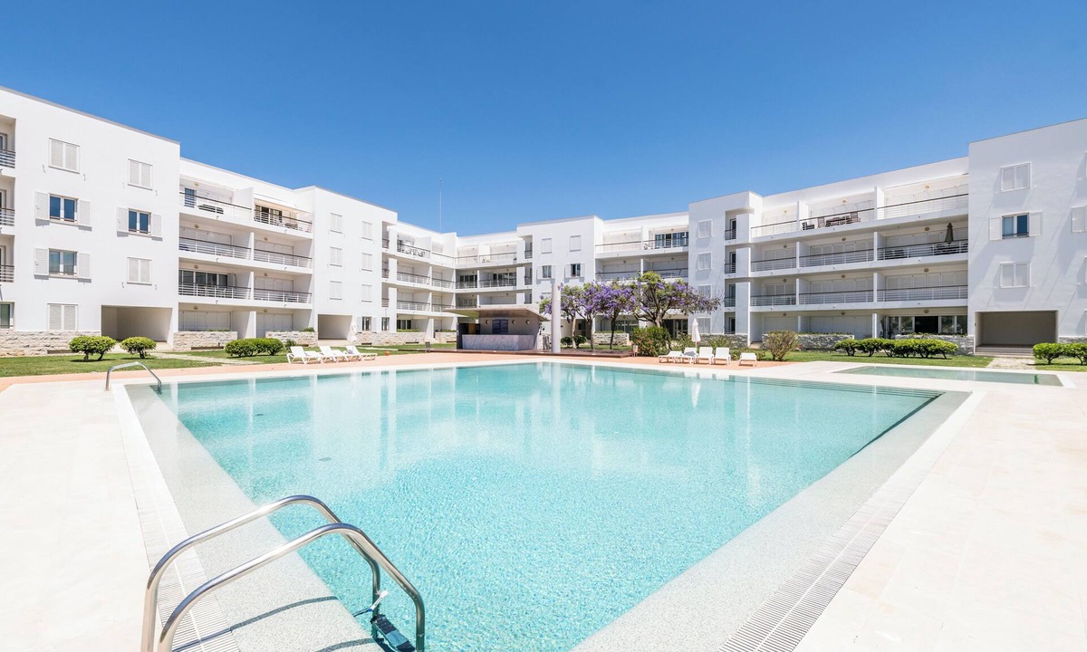 Telheiro Apartment | Apartment Toma, 2 Bedroom, Condominium Dom Manuel 1, Lagos Marina. 9718/AL