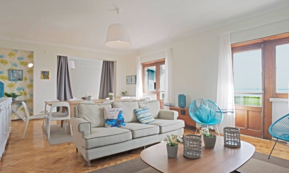 Alfama Apartment | Apolónia 8D by Interhome
