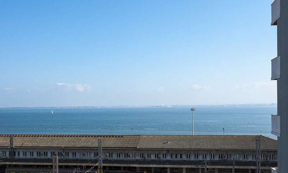 Santa Engracia Apartment | APOLONIA 4. In the center of the monumental Lisbon
