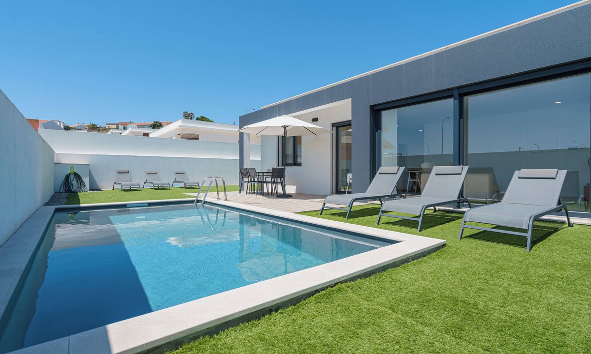 Lourinha Villa | Aura Villa with private pool