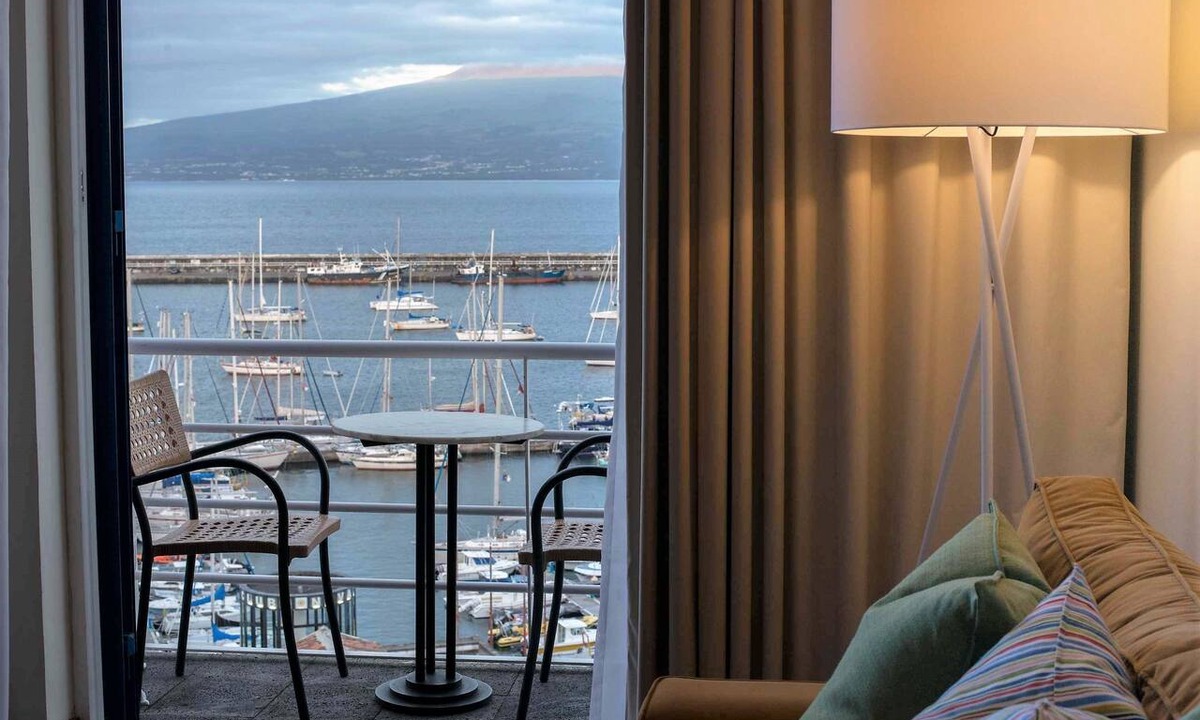Horta Hotel | Azoris Faial Garden