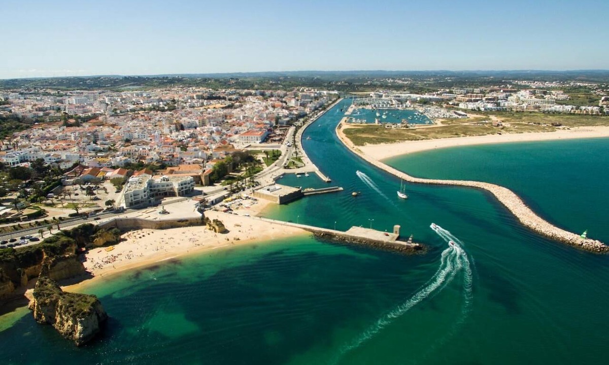 Meia Praia Apartment | B03 - Luxury 2 Bedroom near Marina Park by DreamAlgarve