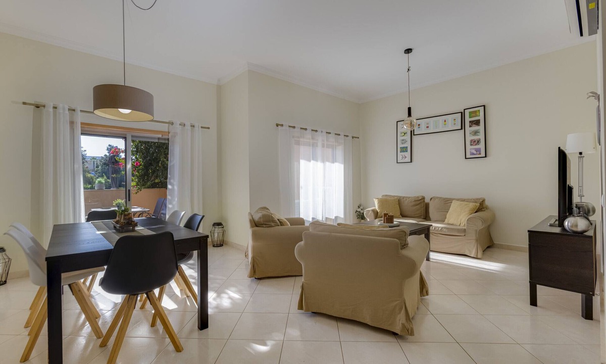 Albufeira Ski Chalet | Balaia Residence