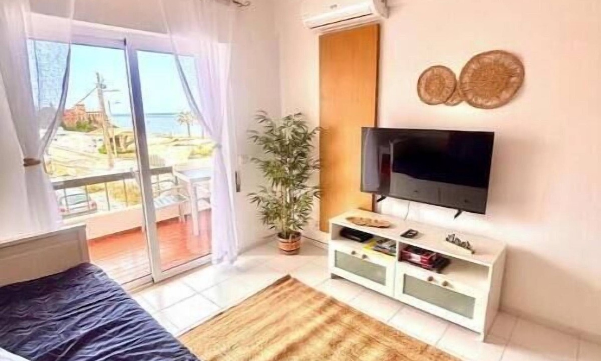 Ferragudo Apartment | Beach Front + Castle and sea view Home in Heart of Ferragudo