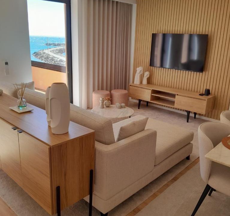 Vila Praia de Ancora Apartment | Beachfront Apartment