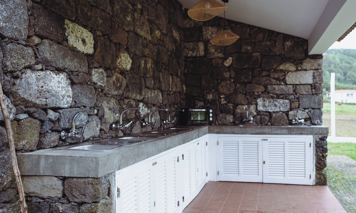 Horta RV Rental | Bearsu Nature Almoxarife
