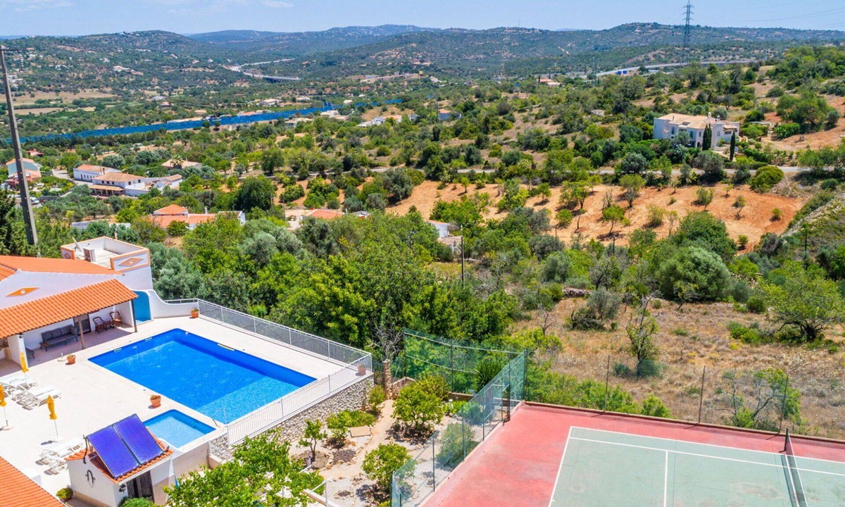 Mem Moniz House | Beautiful apartment in villa for 4 people with WIFI, pool, A/C, TV, terrace and panoramic view