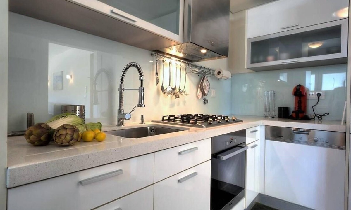Belem Apartment | Belem Prime Apartment with Pool