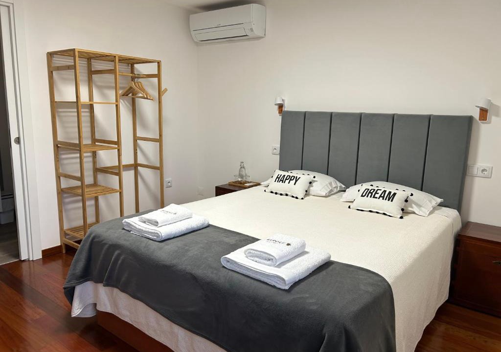 Guimaraes Hotel | Bergui Guesthouse - Em Guimarães desde 2017