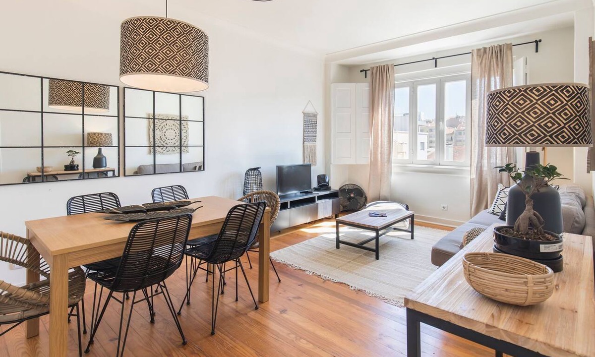 Santo Antonio Apartment | Bonsai Light & Comfort Flat by LovelyStay