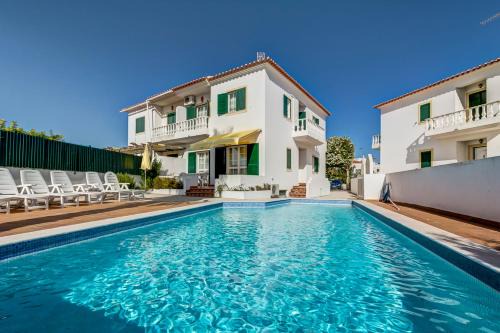 Altura House | Bougainvilleas Villa 5 Bedrooms with Private Pool and Parking - Altura Beach