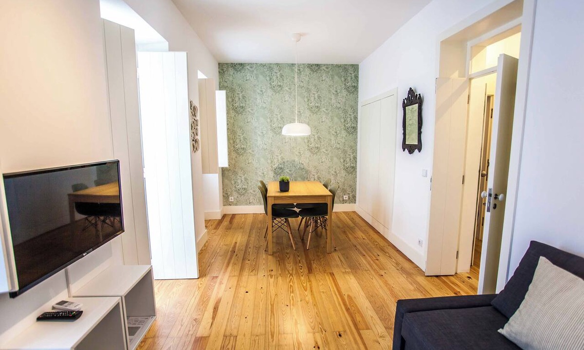 Casal da Ladeira Apartment | Bright traditional apartment with balcony - Flat 1