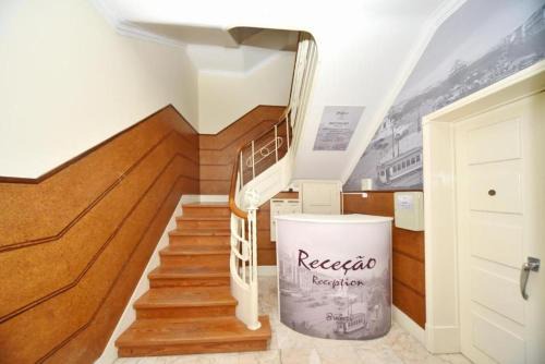 Lisbon Old Town Hostel | BrotherStay rooms lusotile