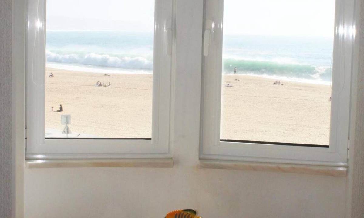 Nazare Bed & Breakfast | By The Sea
