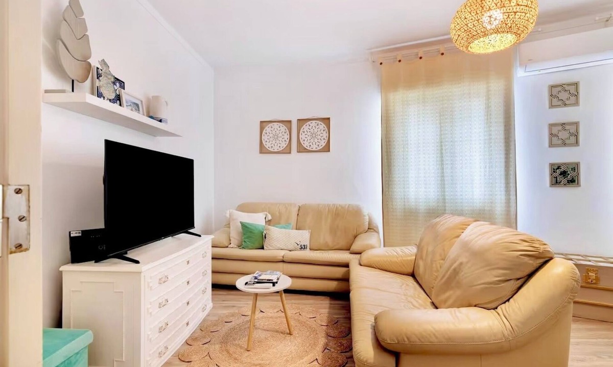 Olhao Apartment | Caíque – Charming 3-Bed Apartment in Olhão Downtown, Close to Ria Formosa