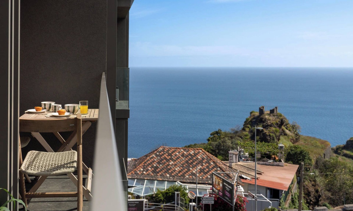 Estrela da Calheta Apartment | Calheta Hills V – Sea View and Pool in Calheta