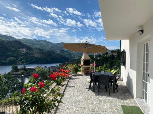 Rio Caldo Apartment | Cantinho Verde T2