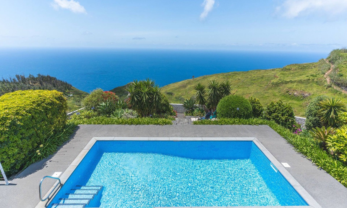 Calheta Villa | Cape View Villa by Atlantic Holiday