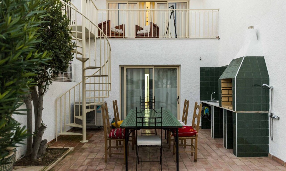 Lagos House | Casa 90 T2 - 90 sec. to the beach