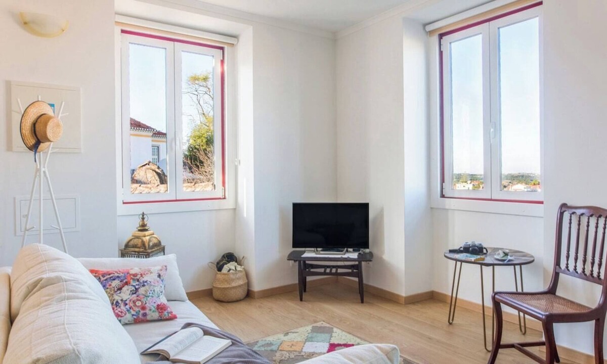 Sintra Apartment | Casa Alegre XI, Overlooking Sintra