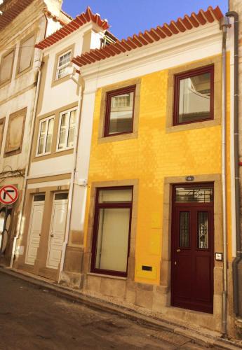 Vera Cruz House | Casa Amarela