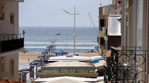 Nazare House | Casa Bonequinha