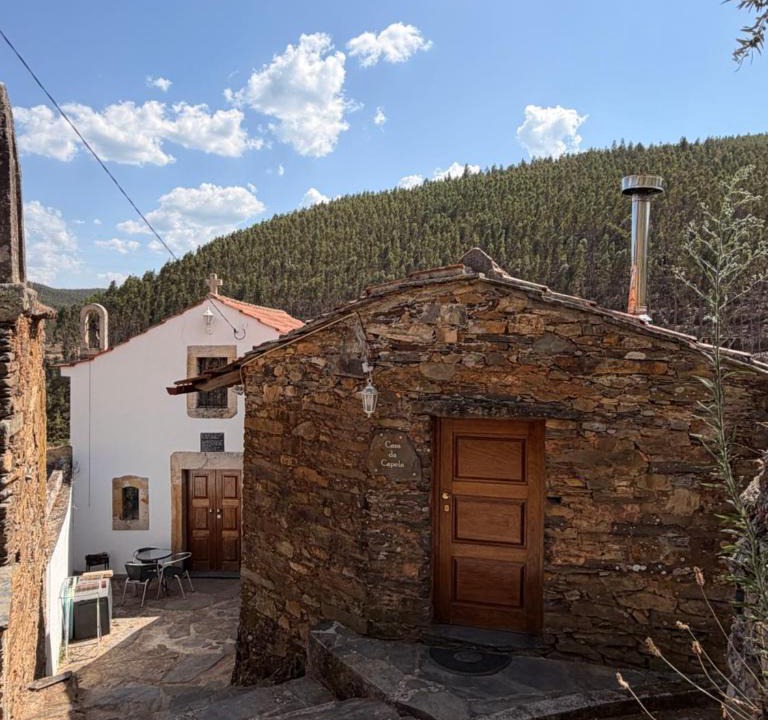 Gois House | Casa Capela - Casas do Sinhel