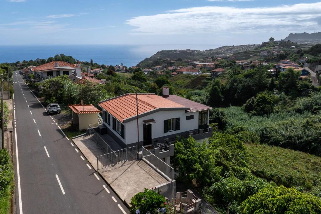 Sao Jorge House | Casa Colibrí A Welcoming Retreat in Santana